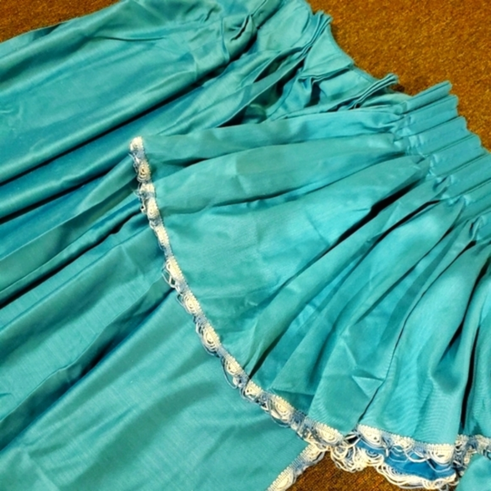 Vintage curtains with trim turquoise ⭐️⭐️⭐️⭐️⭐️